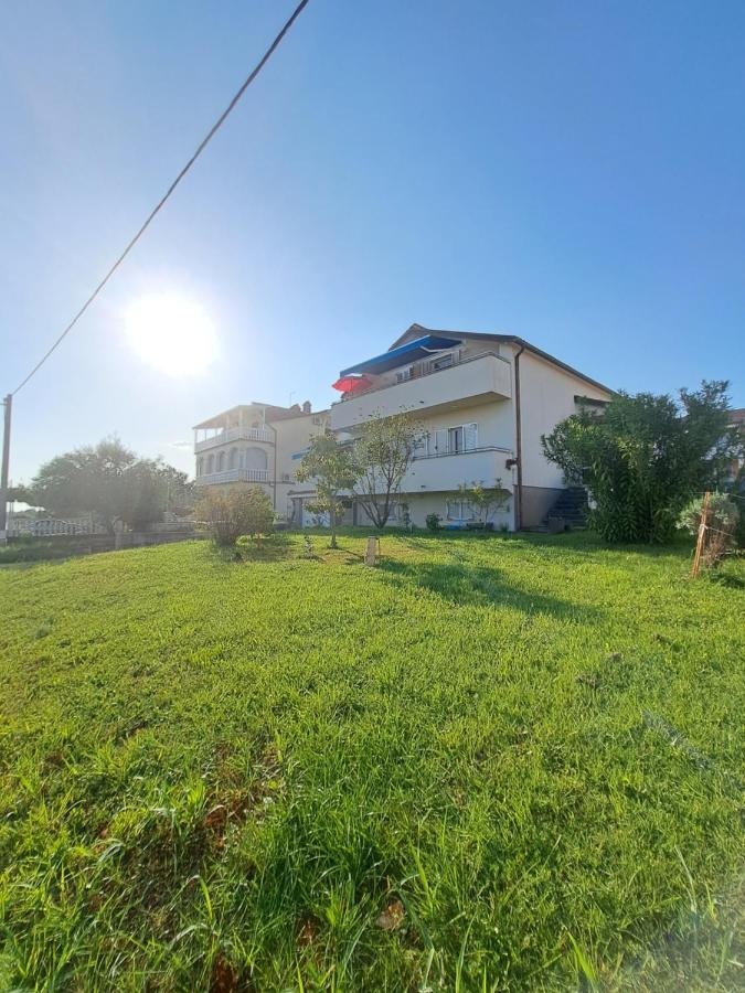 Casa Antonio With Swimming Pool Apartment Novigrad  Ngoại thất bức ảnh